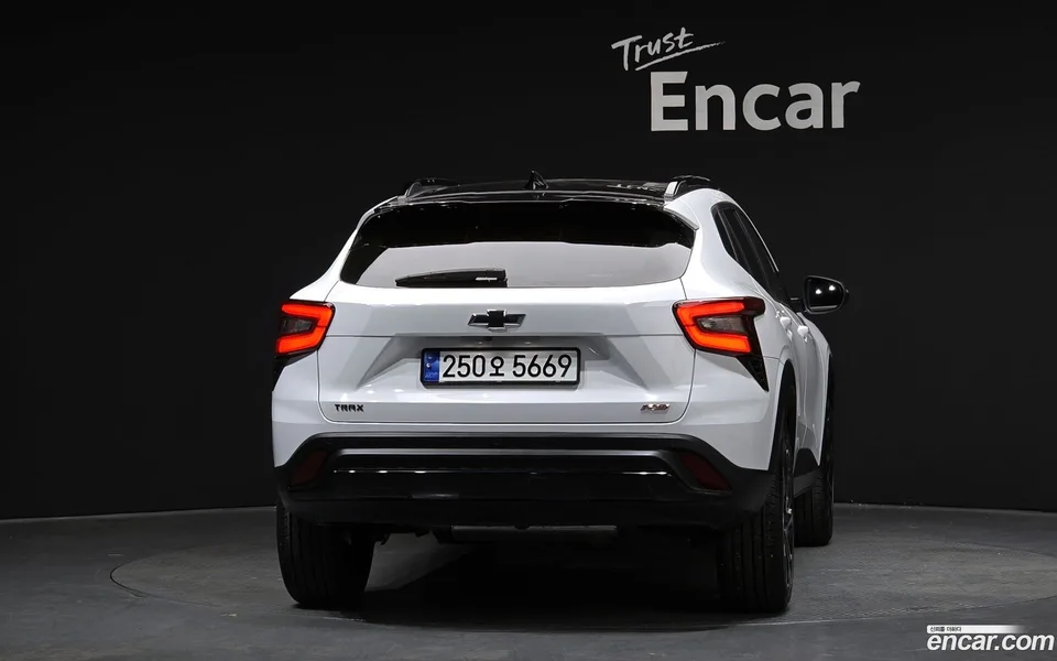 Chevrolet Trax Crossover 1.2 RS 2024 — миниатюра 4