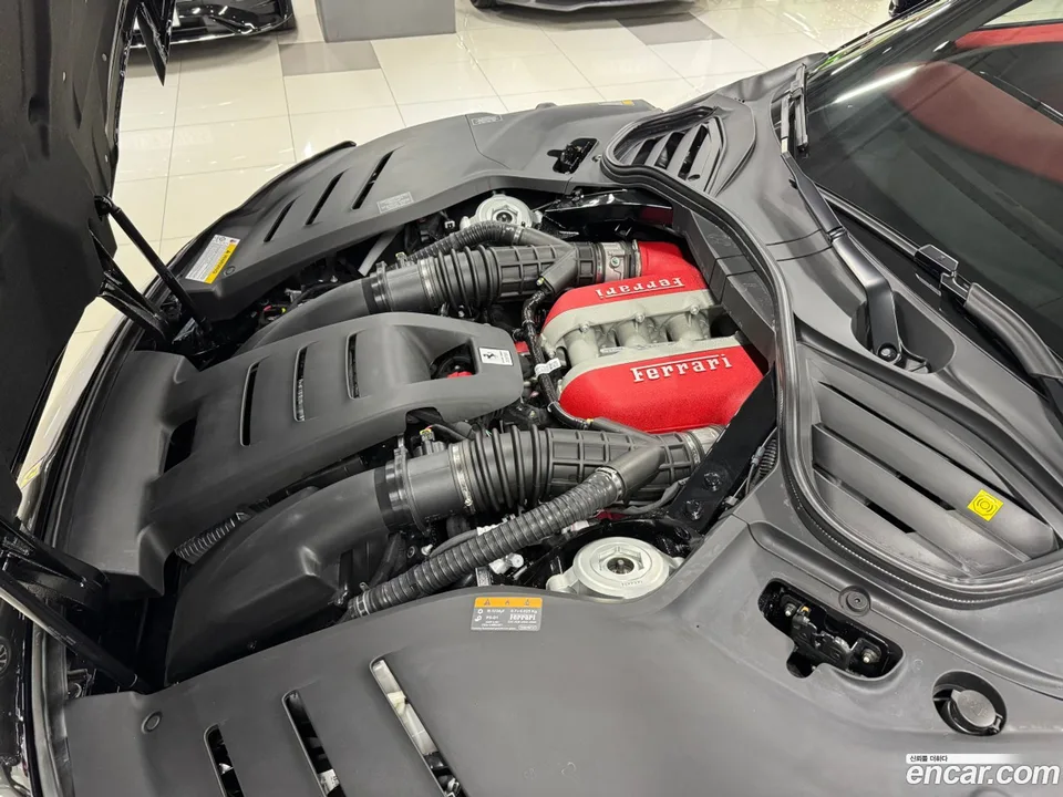 Ferrari Purosangue 6.5 V12 2025 — миниатюра 5