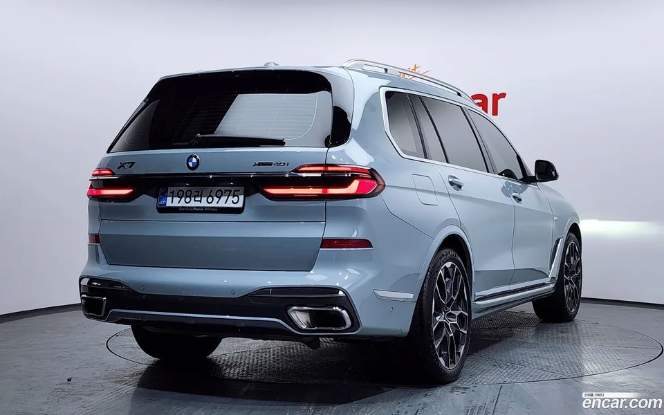 BMW X7 xDrive 40i M 6 2024 — миниатюра 2