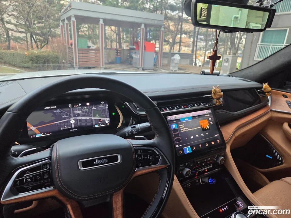 Jeep Grand Cherokee L 3.6 2023 — миниатюра 2