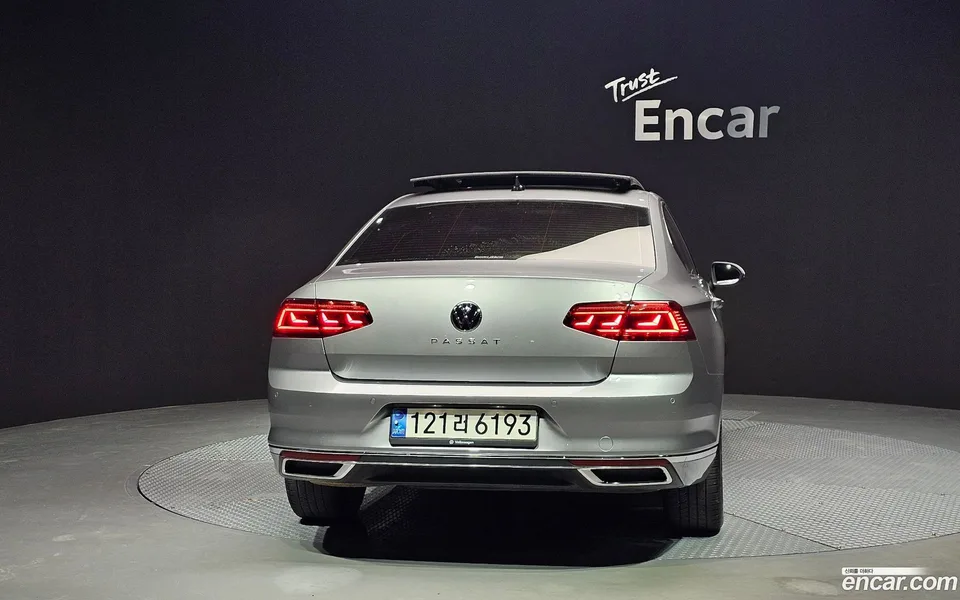 Volkswagen Passat GT 2.0 TDI 2022 — миниатюра 4