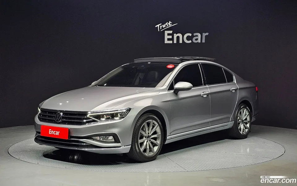 Volkswagen Passat GT 2.0 TDI 2022 — фото 1, купить с доставкой в Москву