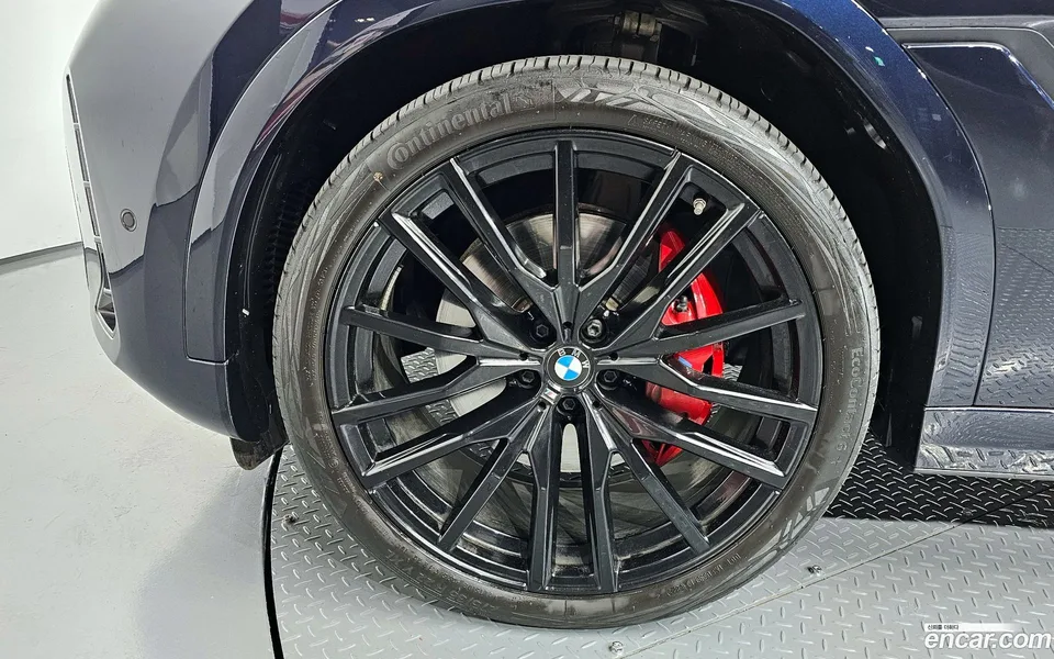 BMW X6 xDrive40d M 2025 — миниатюра 5