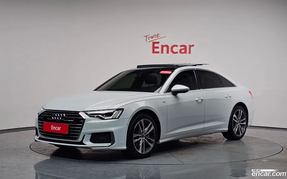 Audi A6 45 TFSI 2022 — фото 1, купить с доставкой в Москву
