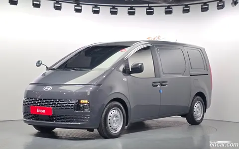 Hyundai Staria 2025 купить в Москве