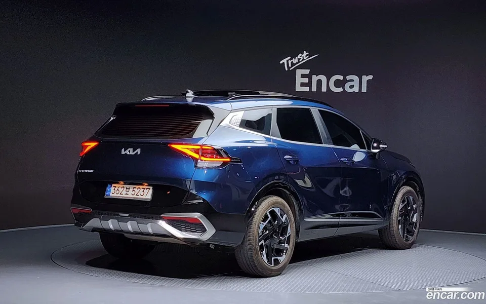 Kia Sportage 1.6 2WD 2022 — миниатюра 2