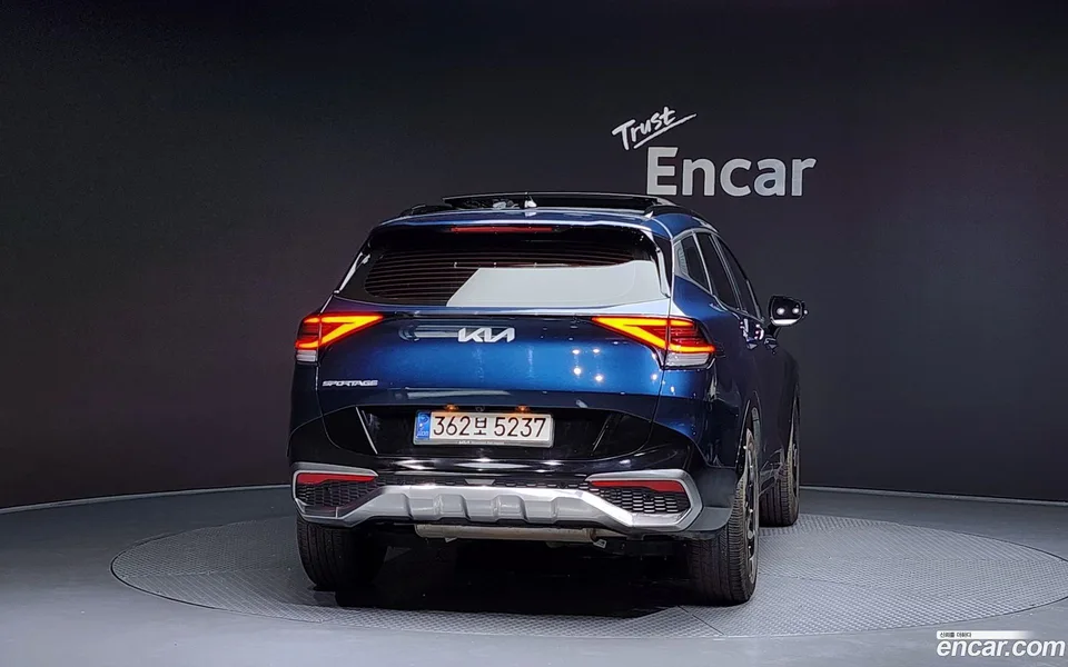 Kia Sportage 1.6 2WD 2022 — миниатюра 4