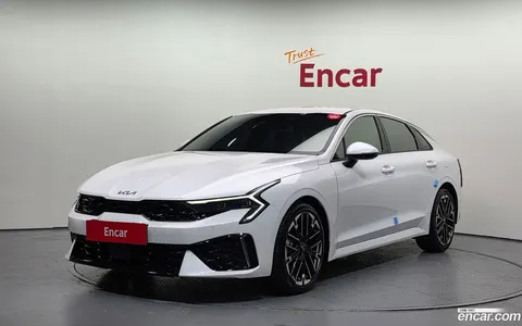 Kia K5 2025 купить в Москве