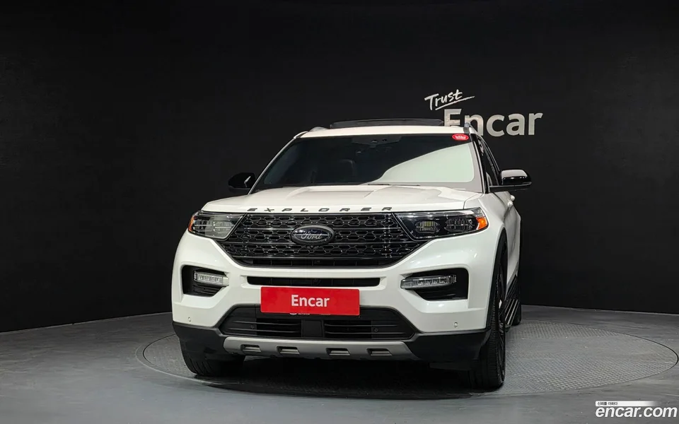 Ford Explorer 2.3 4WD 2022 — миниатюра 3