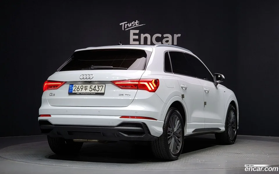 Audi Q3 35 TDI 2022 — миниатюра 2
