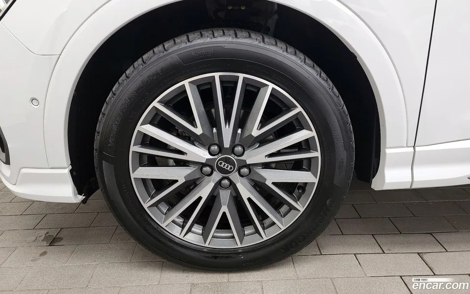 Audi Q3 35 TDI 2022 — миниатюра 5