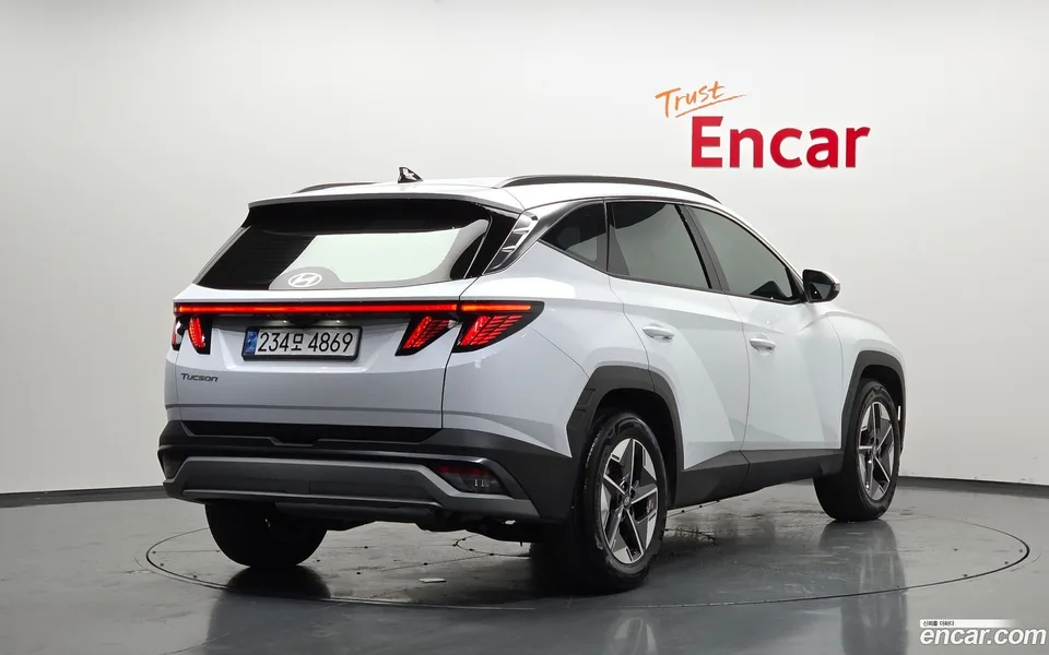 Hyundai Tucson NX4 1.6 2WD 2024 — миниатюра 2