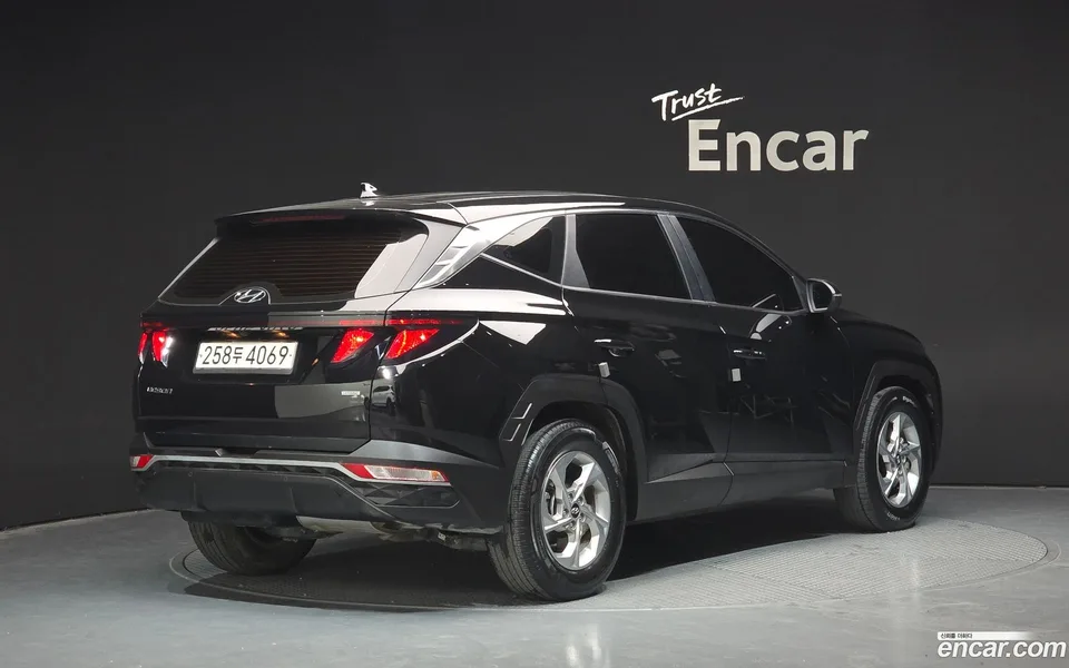 Hyundai Tucson 2.0 4WD 2022 — миниатюра 2