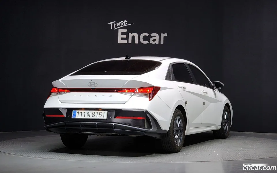 Hyundai Avante CN7 1.6 2023 — миниатюра 2