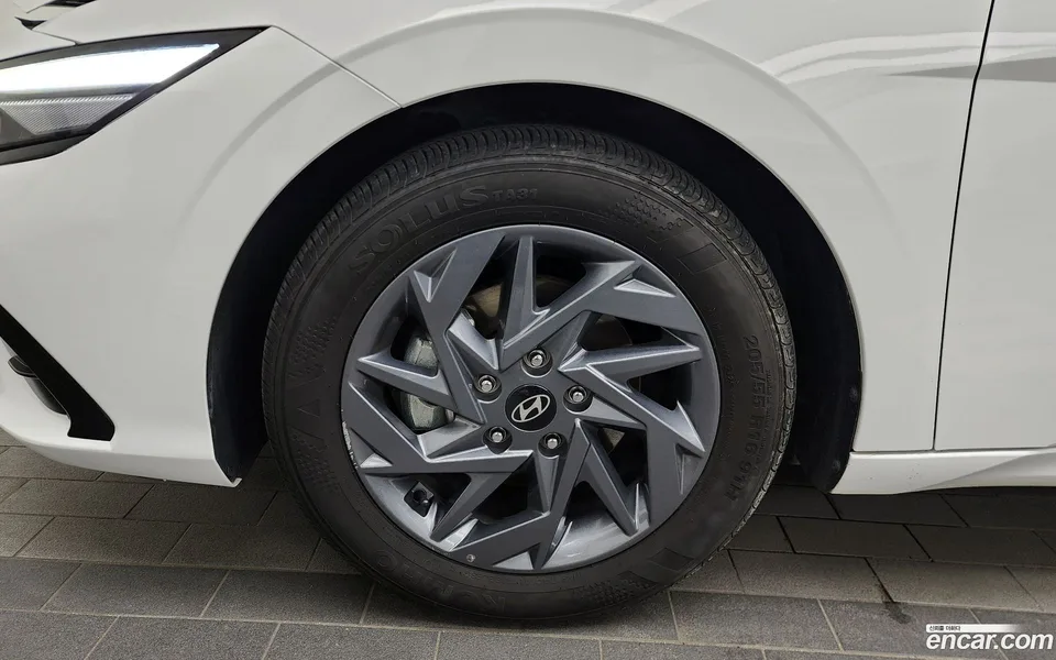 Hyundai Avante CN7 1.6 2023 — миниатюра 5