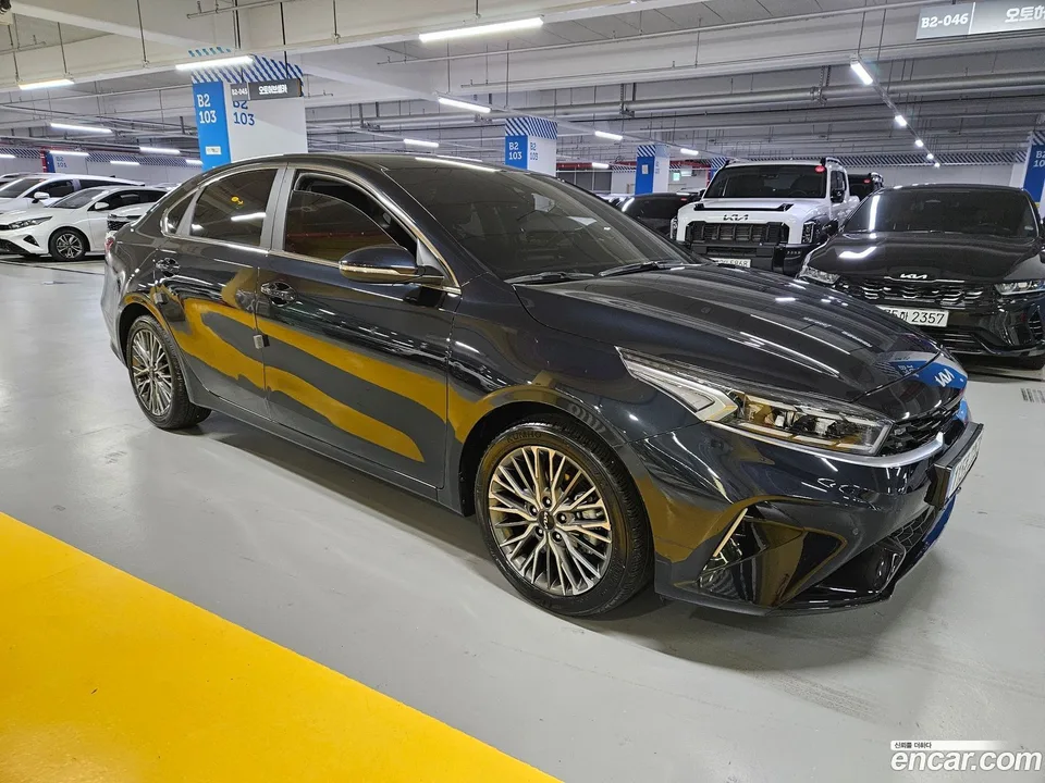 Kia K3 1.6 2022 — миниатюра 2