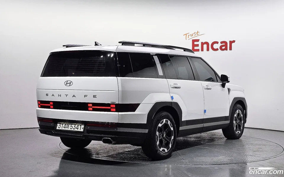 Hyundai SantaFe 2.5T 4WD 2023 — миниатюра 2