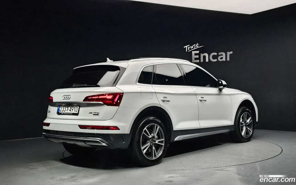 Audi Q5 45 TFSI 2022 — миниатюра 2
