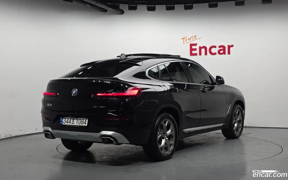BMW X4 xDrive20i xLine 2022 — миниатюра 2