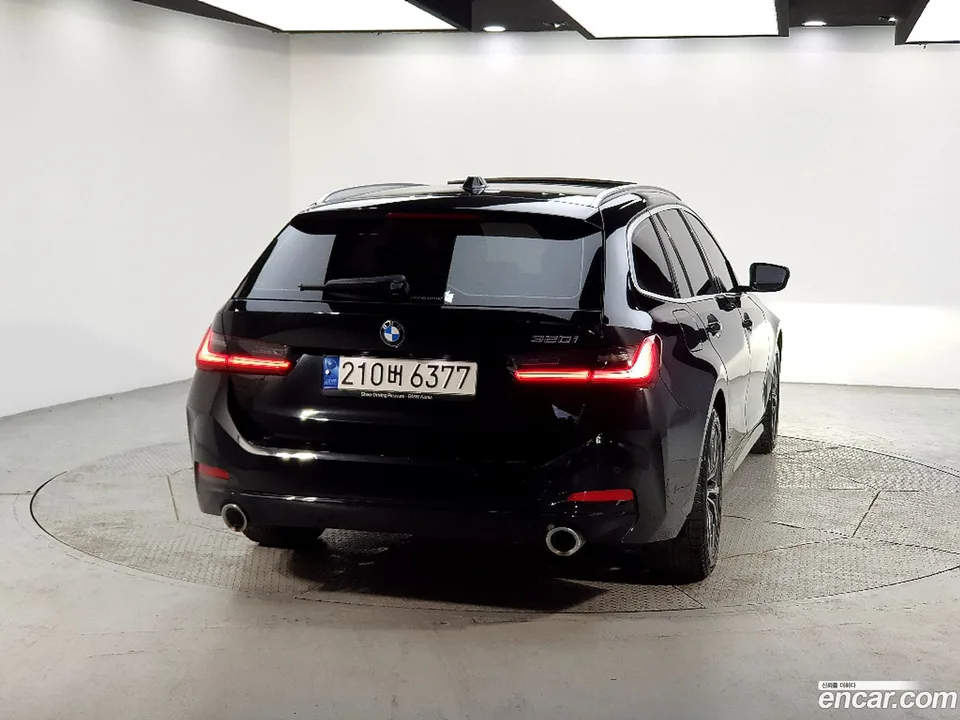 BMW 3 Series 320i 2023 — миниатюра 3