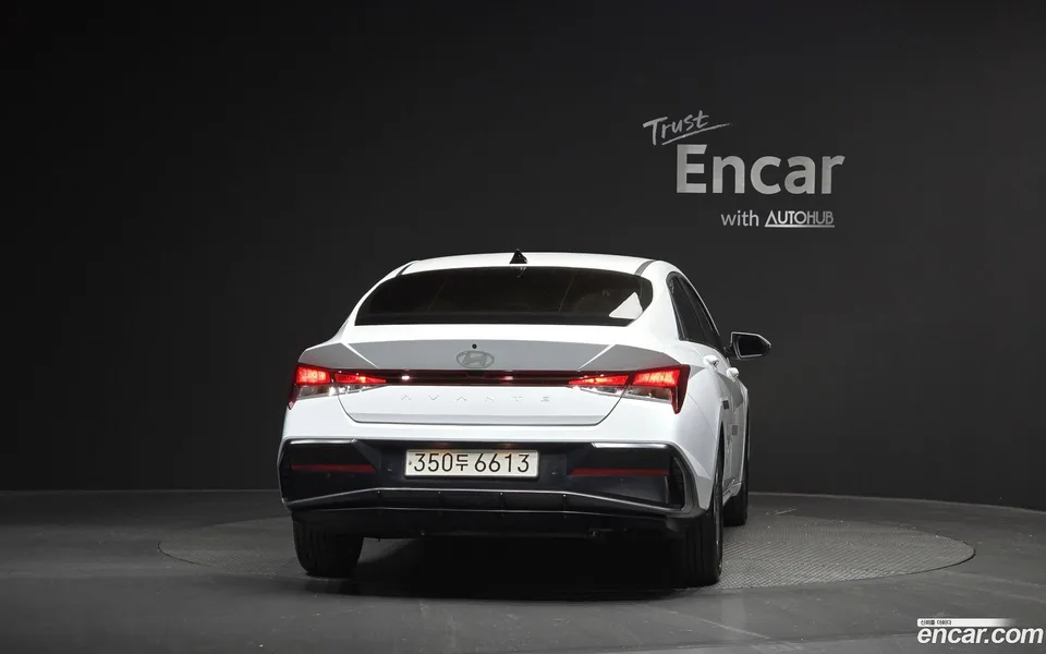 Hyundai Avante CN7 Hybrid 2024 — миниатюра 4