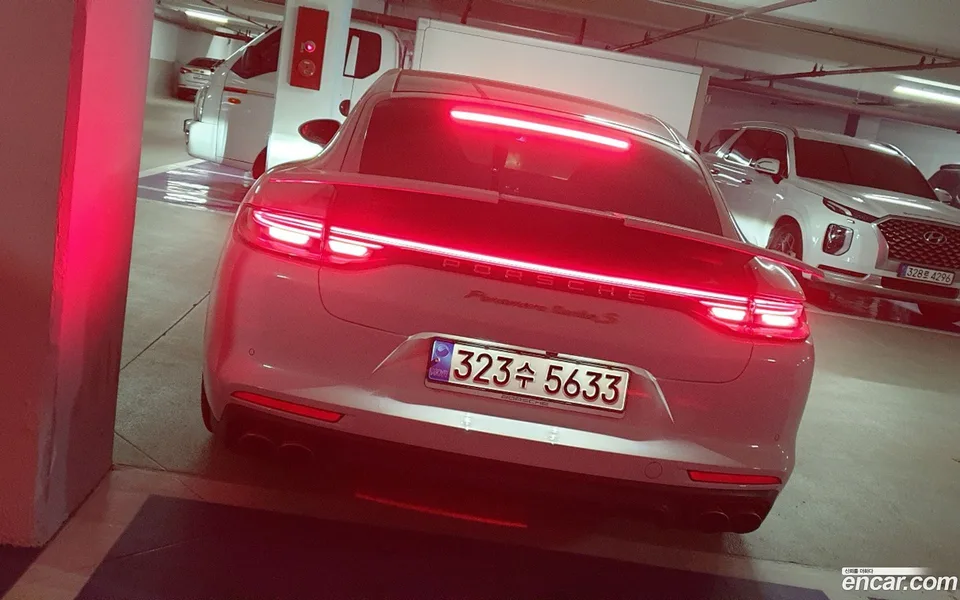 Porsche Panamera (971) 4.0 S E- 2023 — миниатюра 3