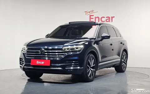 Volkswagen Touareg 2023 купить в Москве