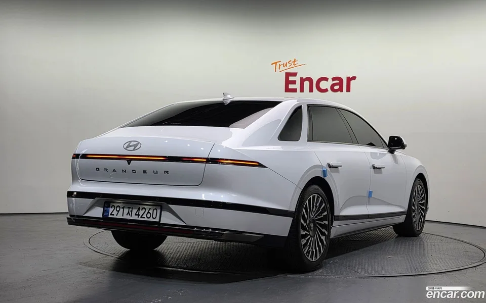 Hyundai Grandeur 3.5 2WD 2023 — миниатюра 2