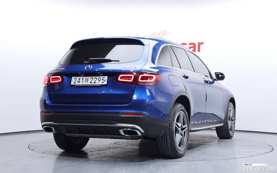 Mercedes-Benz GLC-Class GLC300e 4MATIC 2022 — миниатюра 2
