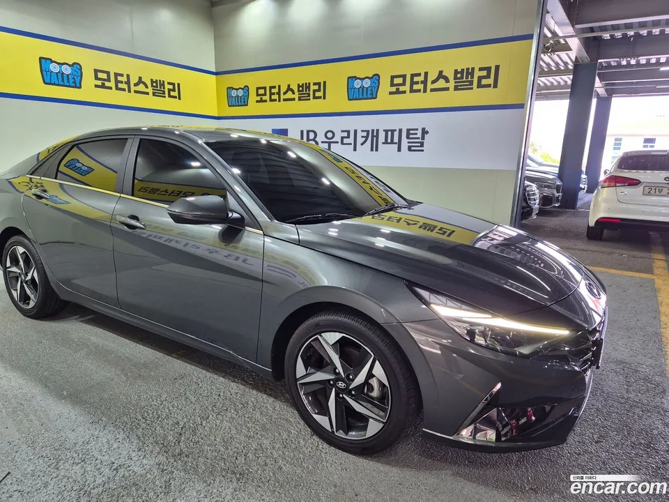 Hyundai Avante 1.6 2022 — миниатюра 3