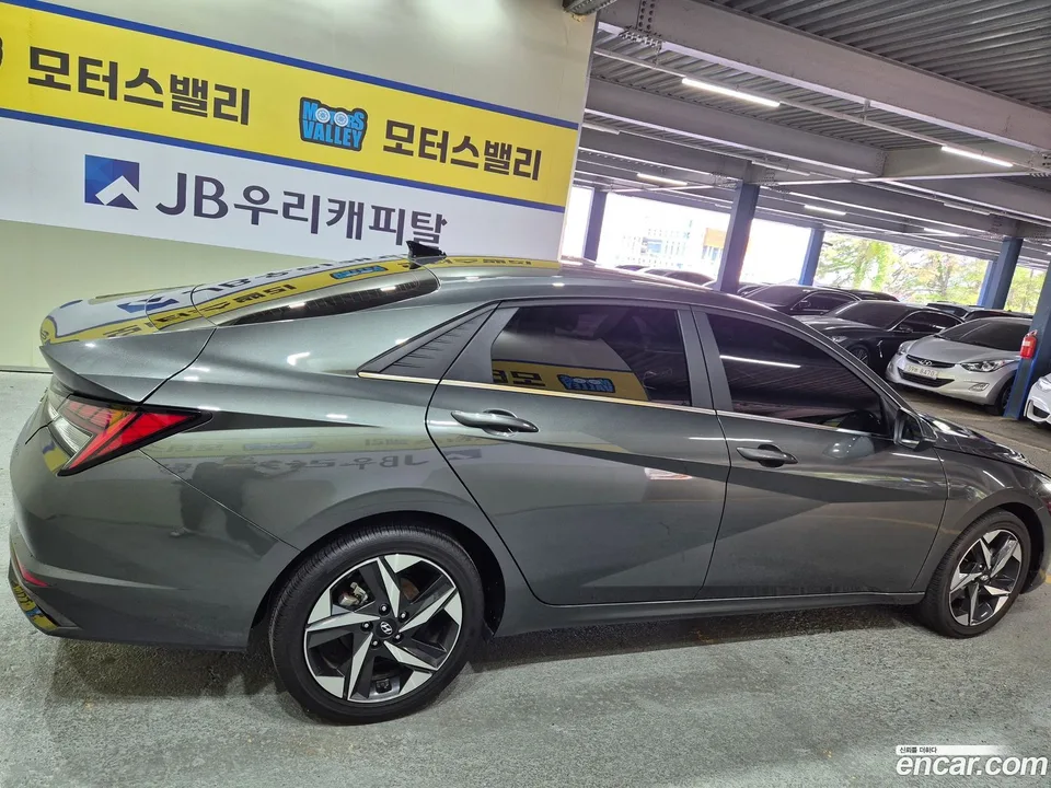 Hyundai Avante 1.6 2022 — миниатюра 4