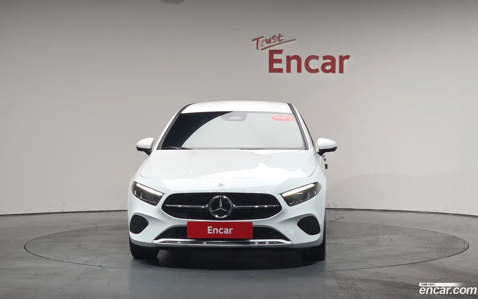 Mercedes-Benz A-Class A220 2024 — миниатюра 3