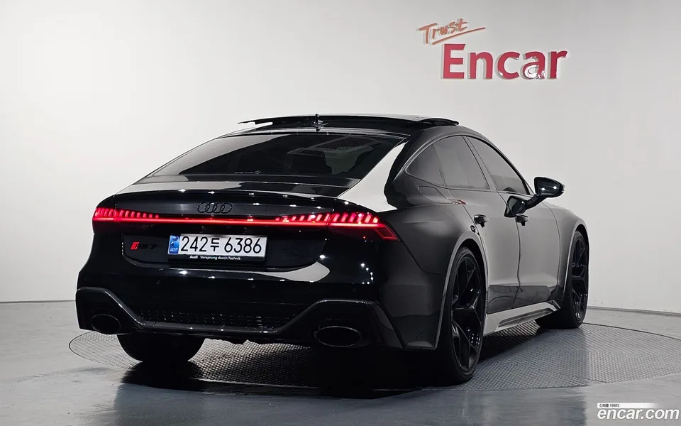 Audi RS7 (4K) 4.0 TFSI 2025 — миниатюра 2