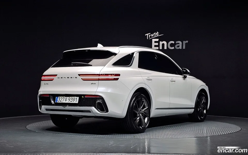 Genesis GV70 2.5T AWD 2023 — миниатюра 2