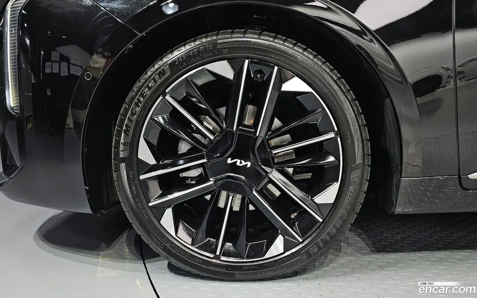 Kia K8 Hybrid 2025 — миниатюра 5