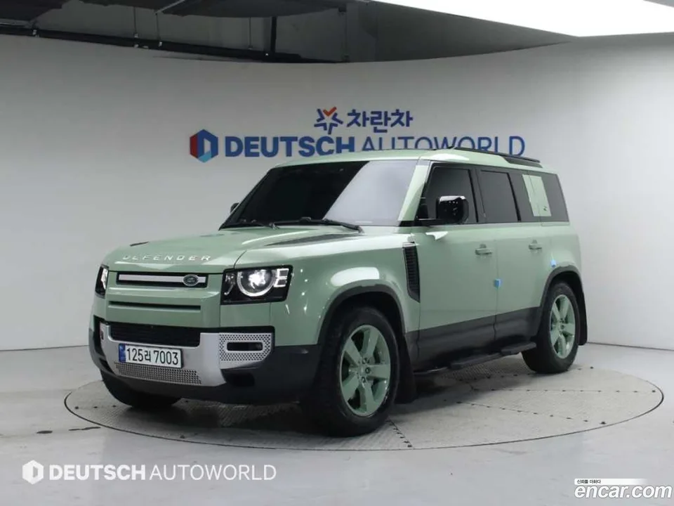 Land Rover Defender 110 D300 75th 2023 — фото 1, купить с доставкой в Москву