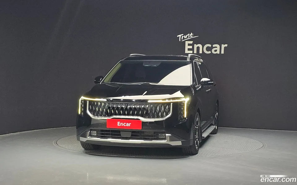Kia Carnival 7 2023 — миниатюра 3