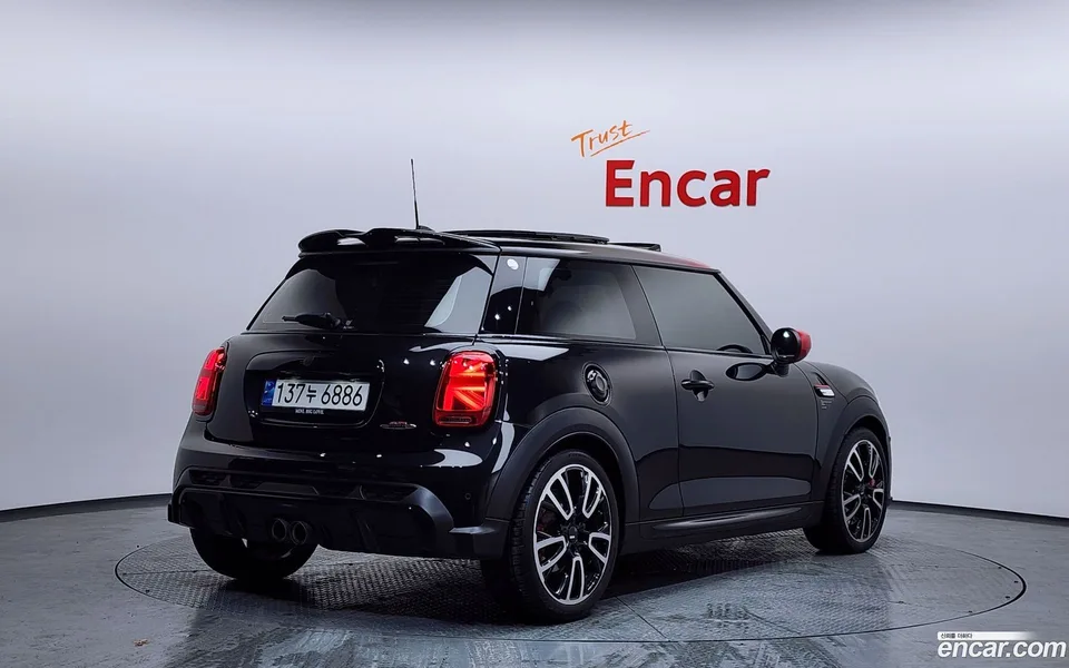 MINI Cooper S JCW 2022 — миниатюра 2