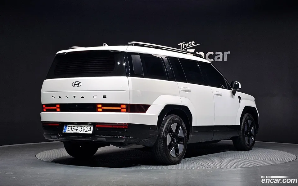 Hyundai Santa Fe HEV 1.6 2WD 2023 — миниатюра 2