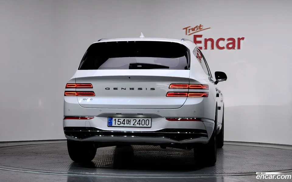 Genesis GV80 2.5T 2WD 2023 — миниатюра 4