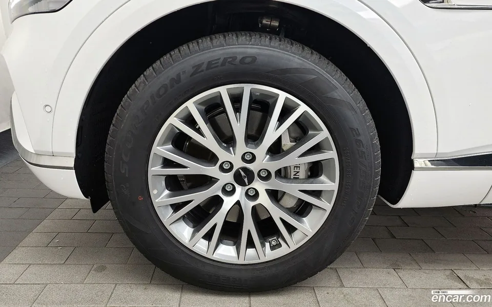 Genesis GV80 2.5T 2WD 2023 — миниатюра 5