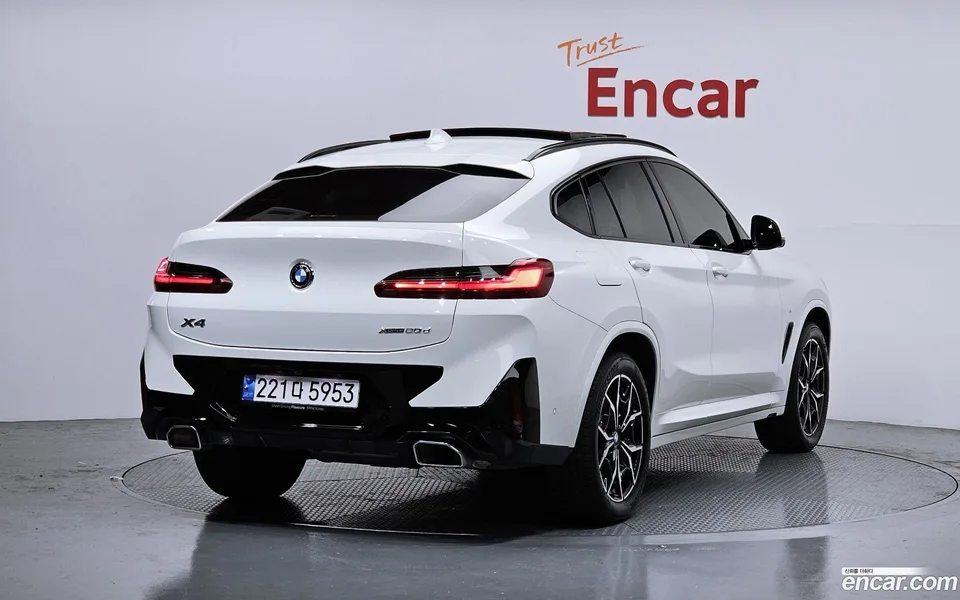 BMW X4 xDrive20d M 2024 — миниатюра 2