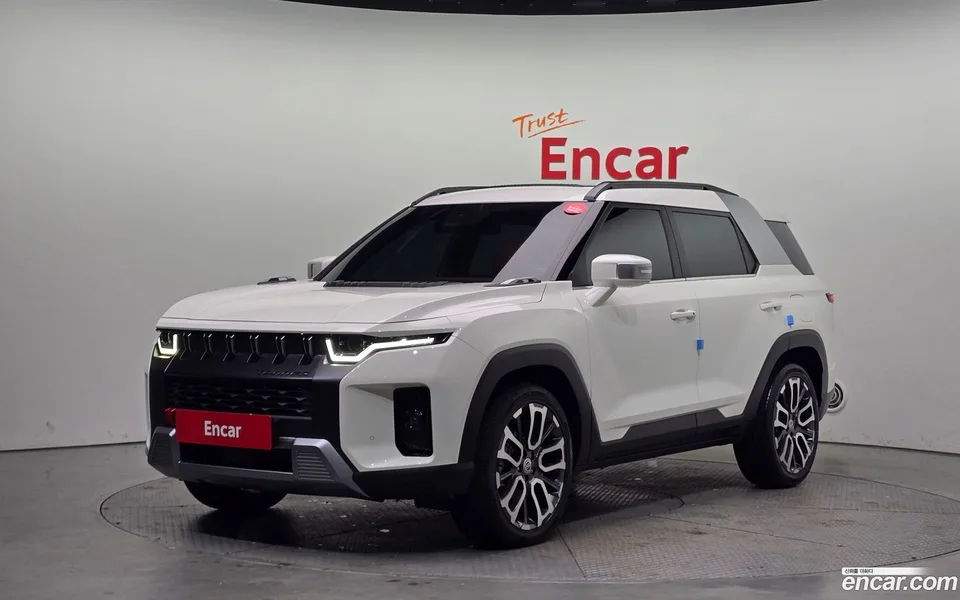 KG Mobility Torres 1.5 2WD 2022 — фото 1, купить с доставкой в Москву