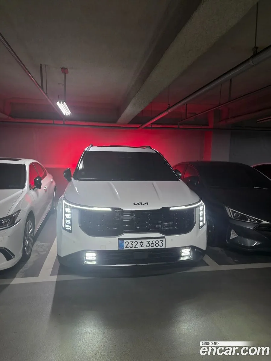 Kia Carnival HEV 9 X Line 2025 — миниатюра 3