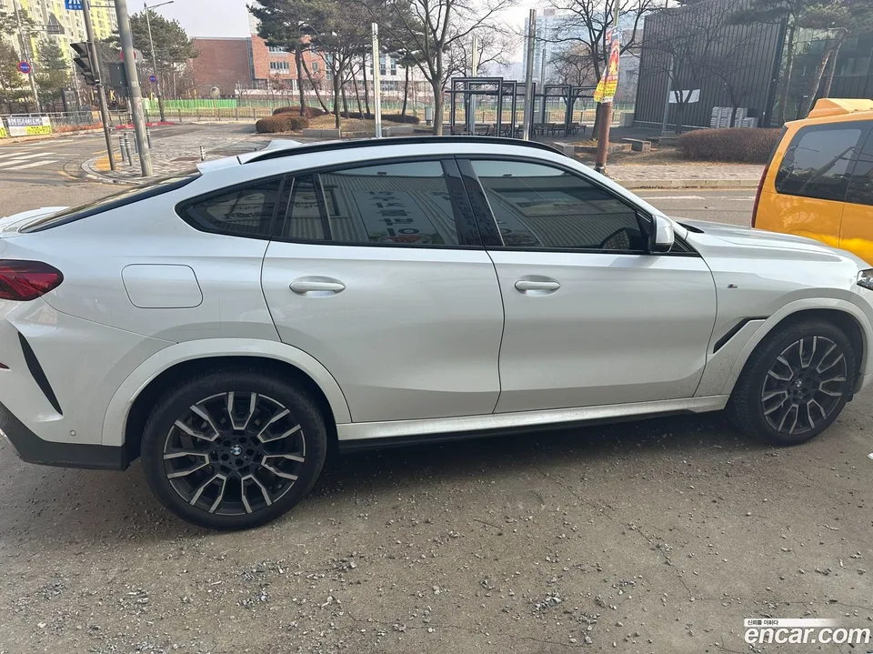 BMW X6 xDrive40i M 2024 — миниатюра 5