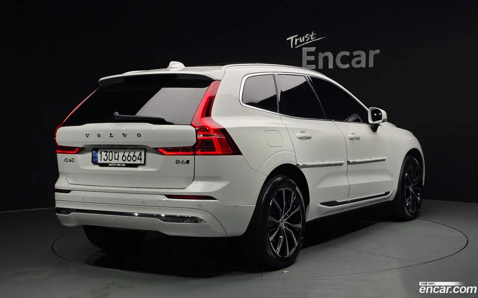 Volvo XC60 B6 2023 — миниатюра 2