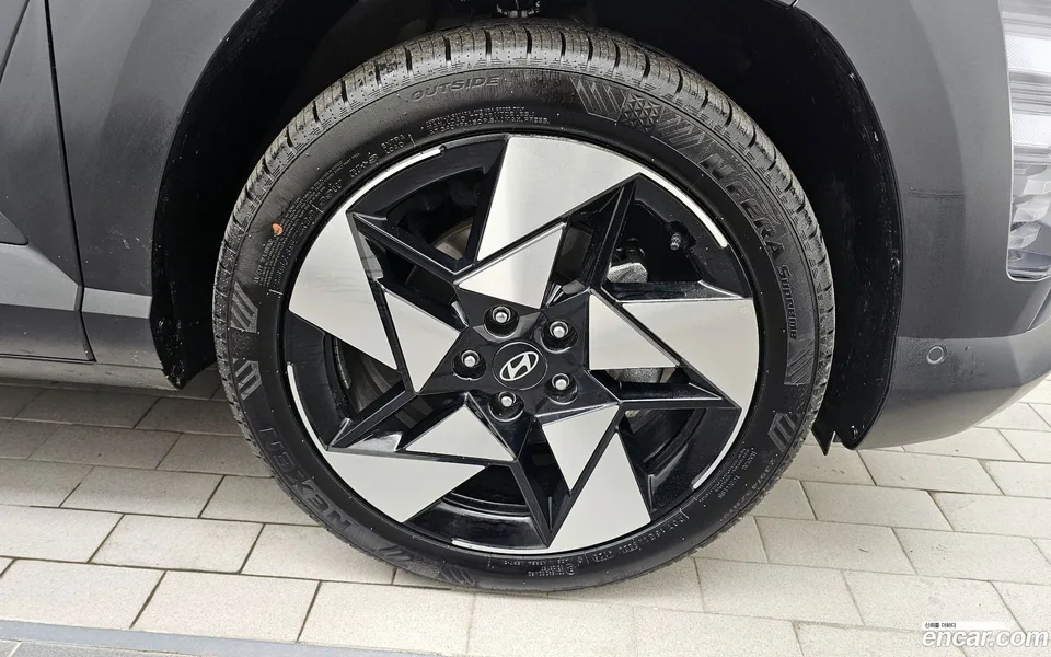 Hyundai Kona 1.6 2WD 2024 — миниатюра 5
