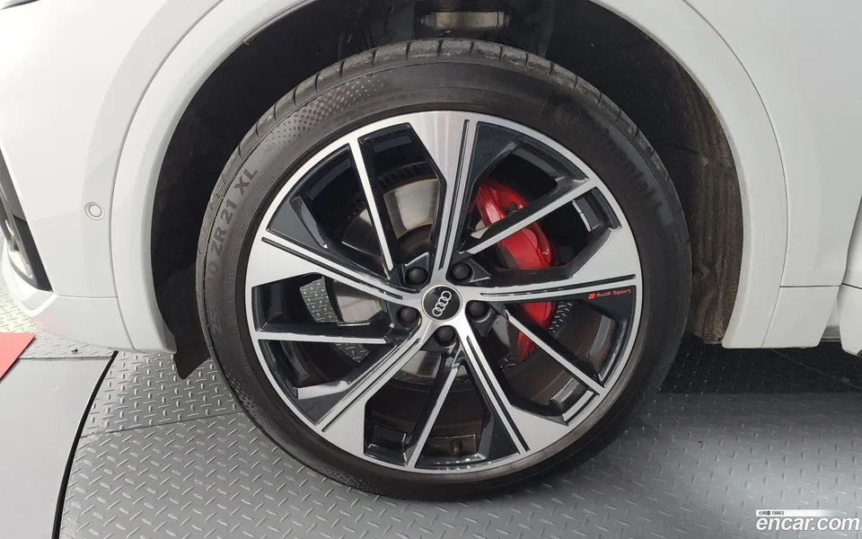 Audi SQ5 3.0 TFSI 2023 — миниатюра 5