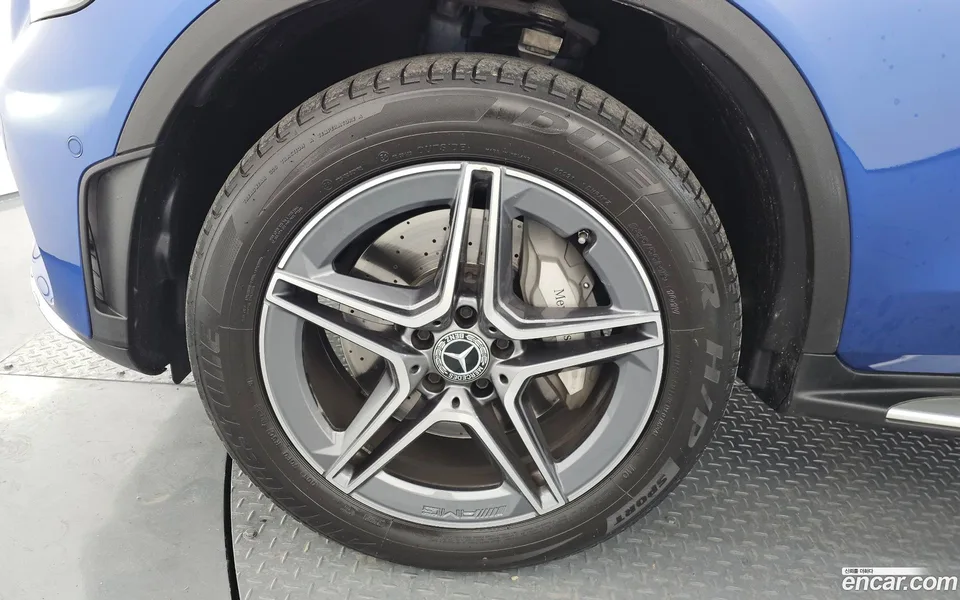 Mercedes-Benz GLC-Class GLC300e 4MATIC 2022 — миниатюра 5
