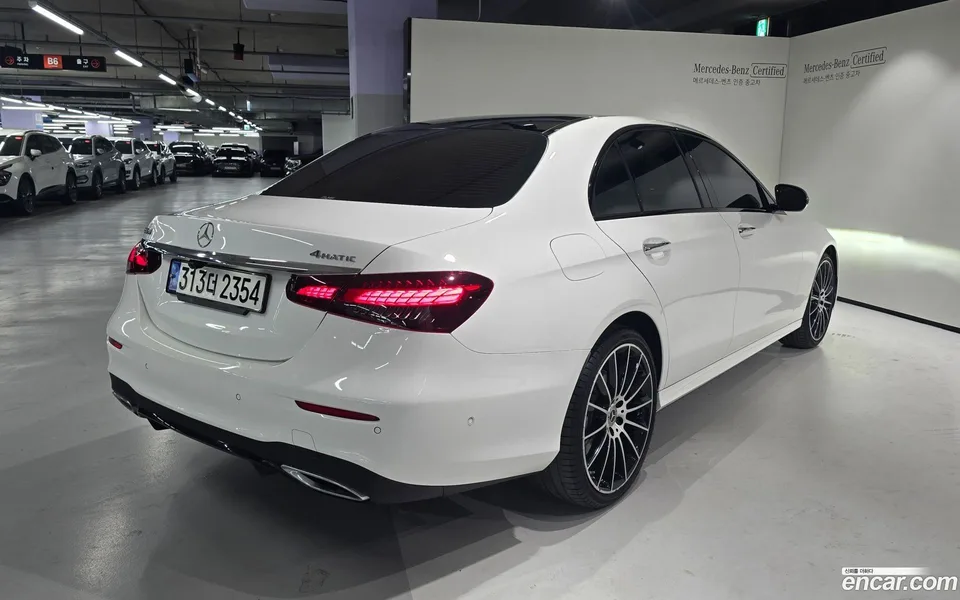 Mercedes-Benz E-Class E350 4MATIC AMG Line 2023 — миниатюра 4